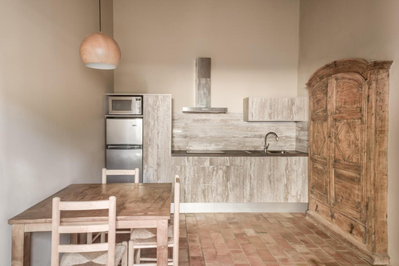 Apartamentos En La Rectoria De Regencos ภายนอก รูปภาพ