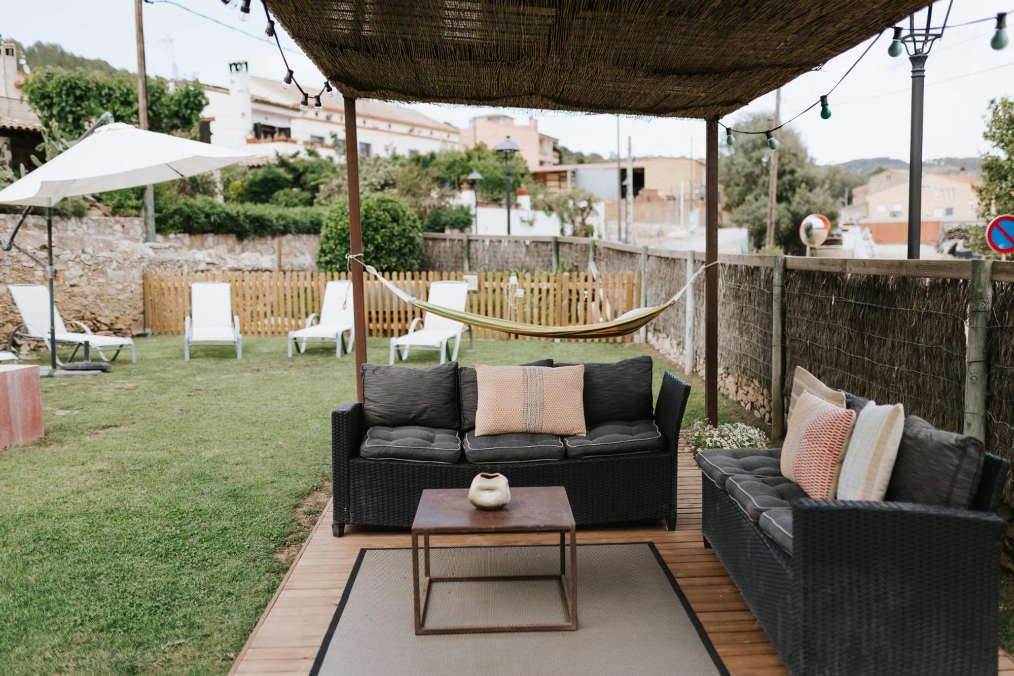Apartamentos En La Rectoria De Regencos ภายนอก รูปภาพ